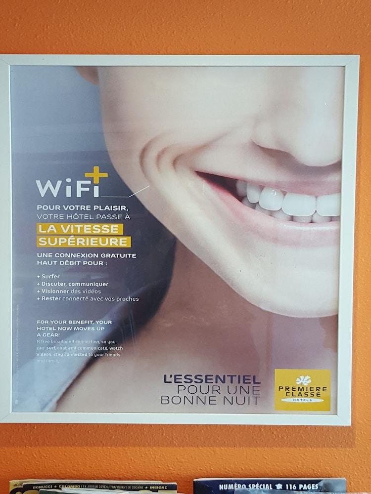 Premiere Classe Lille Sud - Seclin Exteriör bild